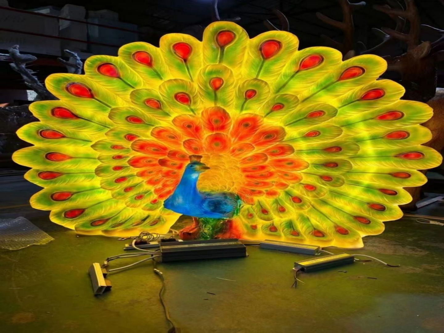 LED peacock